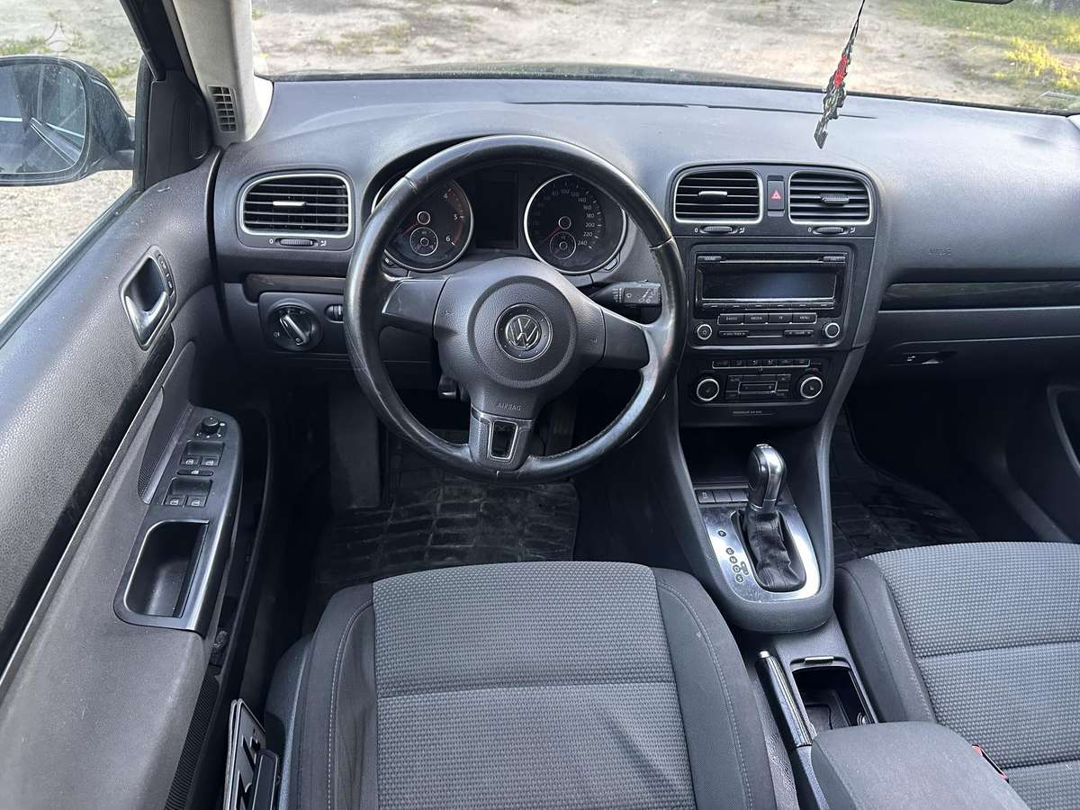 Volkswagen Golf 2012 — photo 9