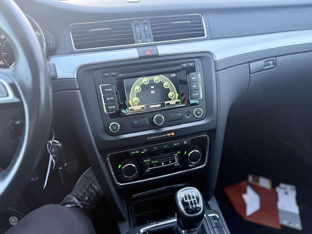 Skoda Superb 2015 — фото 14