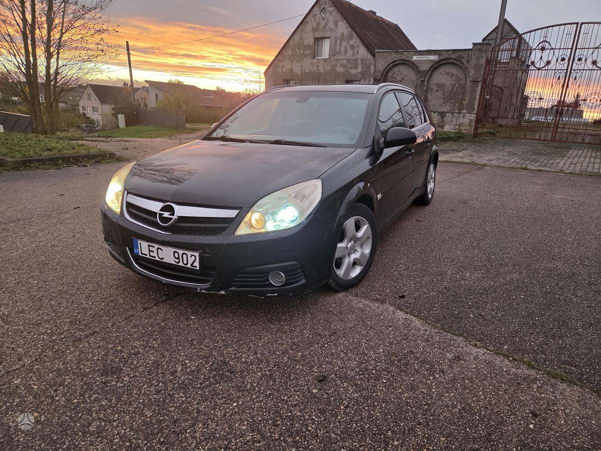 Opel Signum 2006 — vehicle for AFU Ukraine
