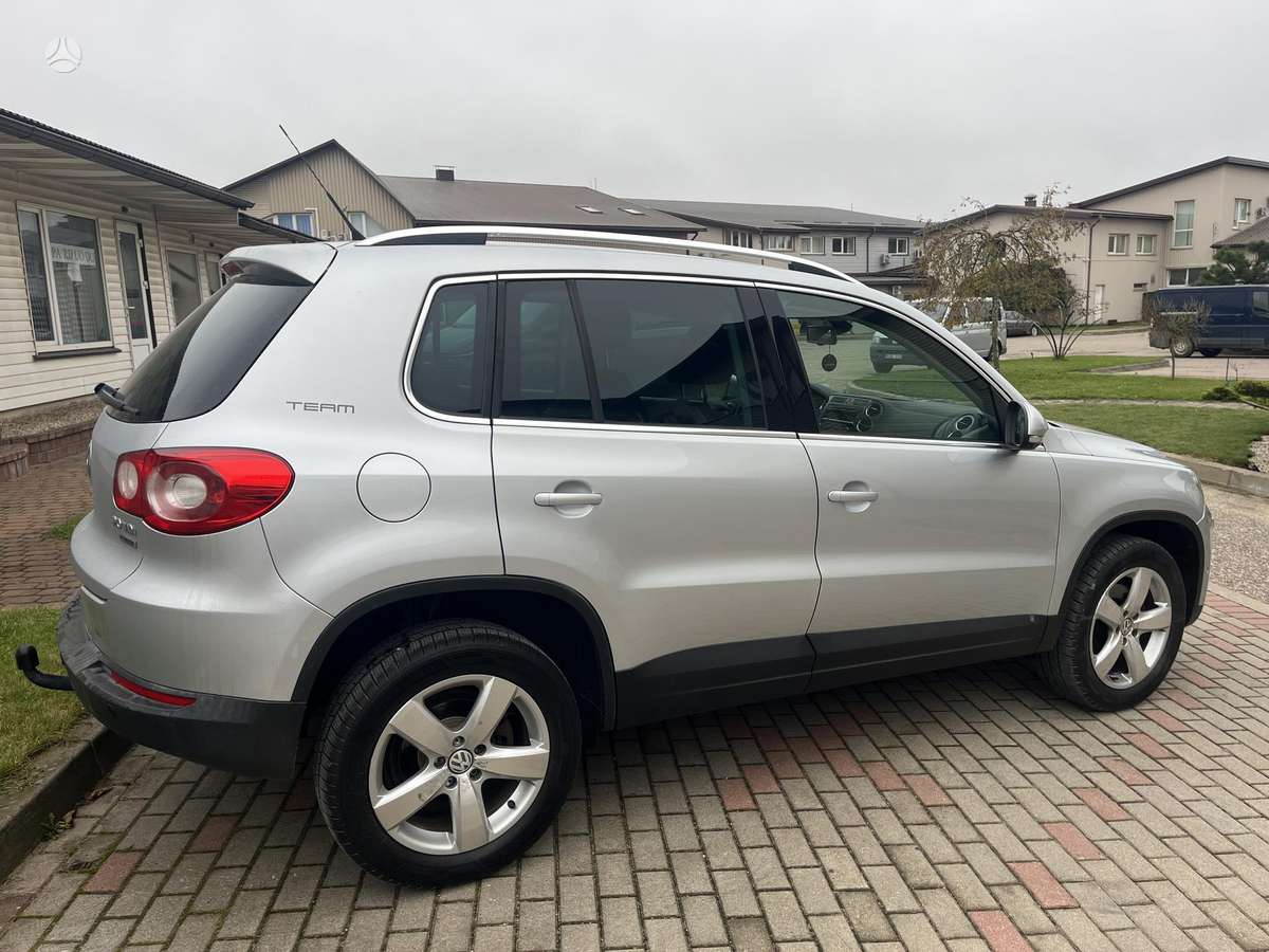 Volkswagen Tiguan 2010 — photo 5