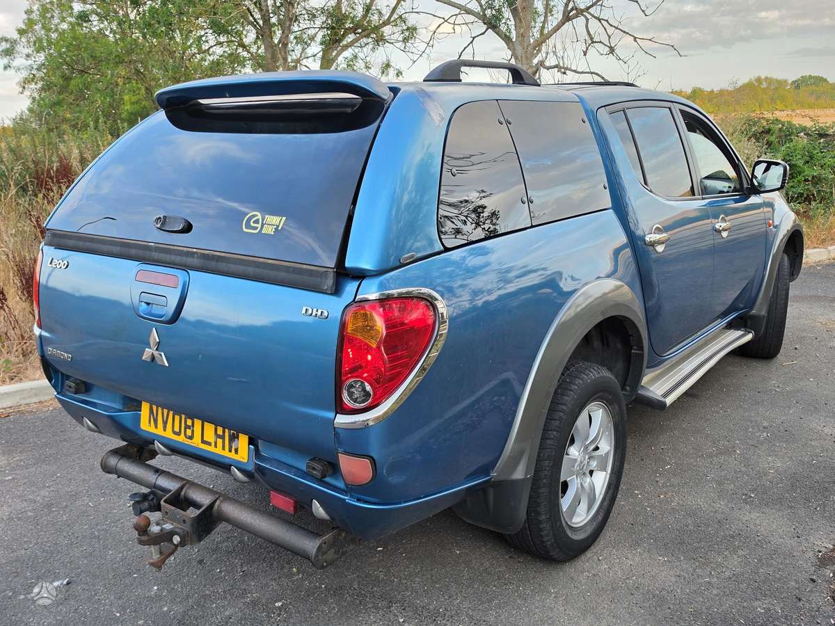 Mitsubishi L200 2008 — engine 2500 cm³, 170 HP (125kW)