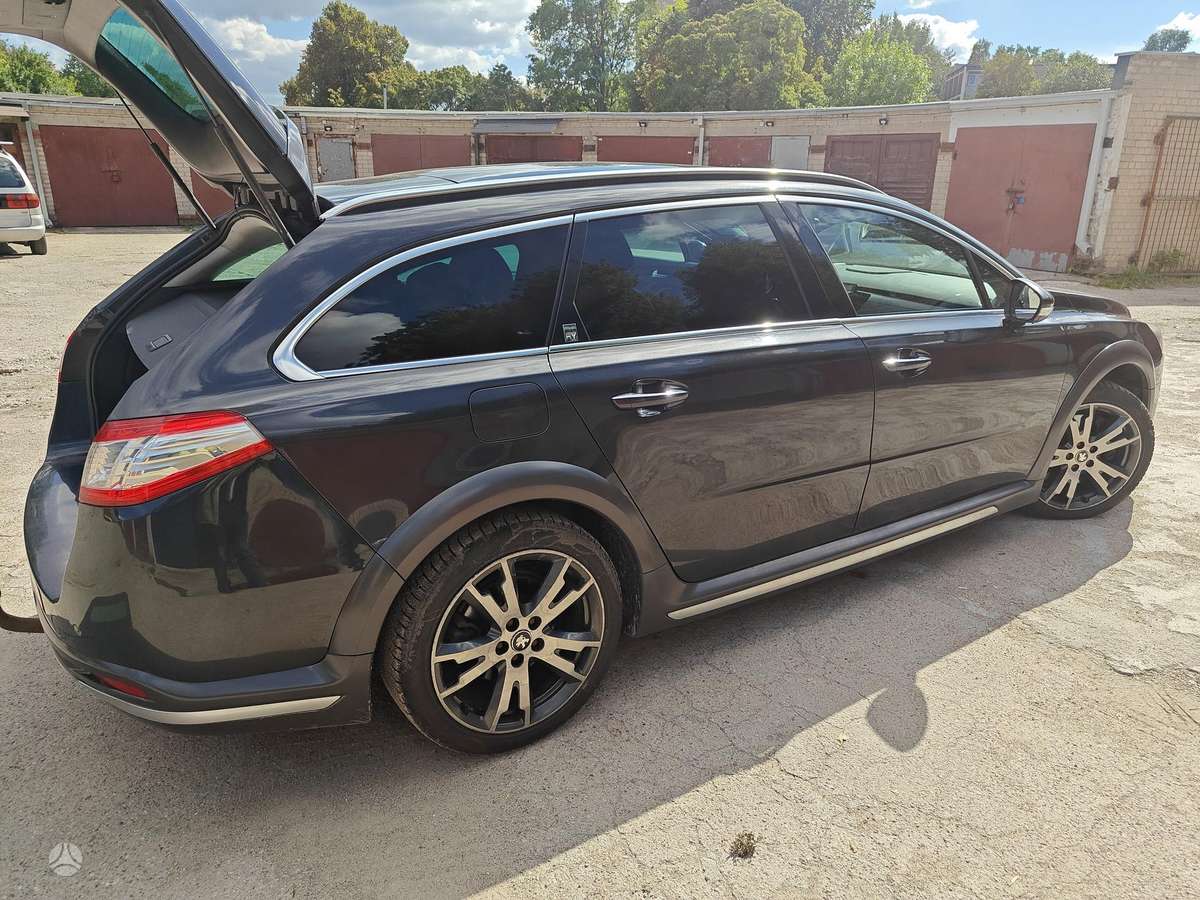 Peugeot 508 2014 — салон