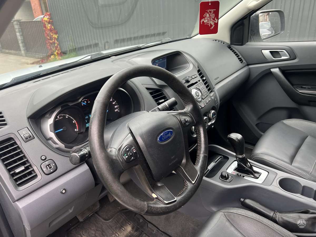Ford Ranger 2014 — photo 10