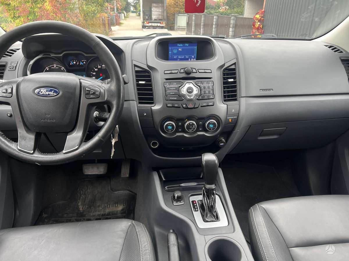 Ford Ranger 2014 — photo 15