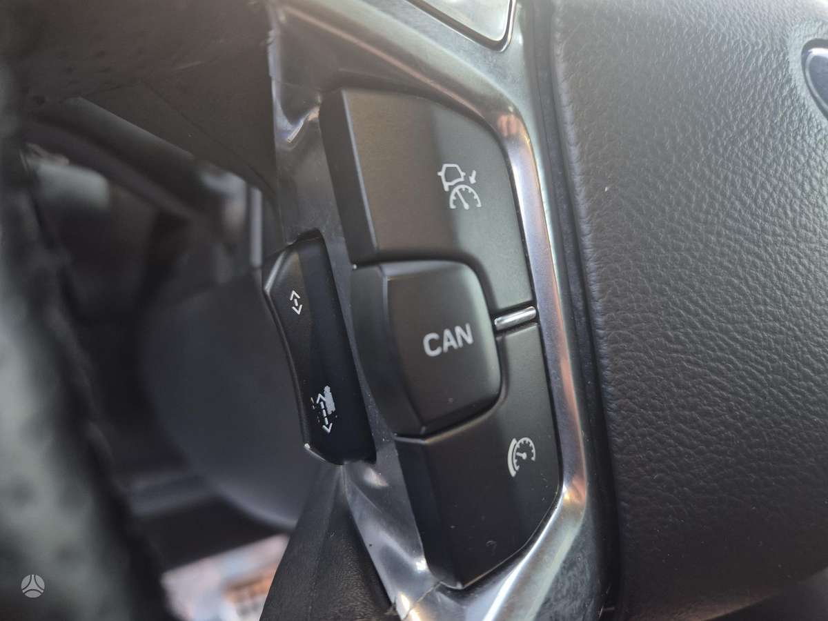 Ford S-MAX 2011 — photo 26
