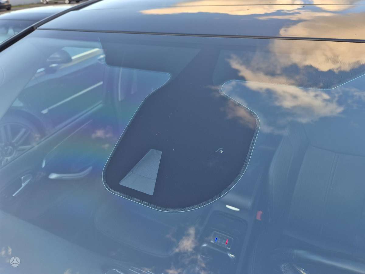 Ford S-MAX 2011 — photo 38