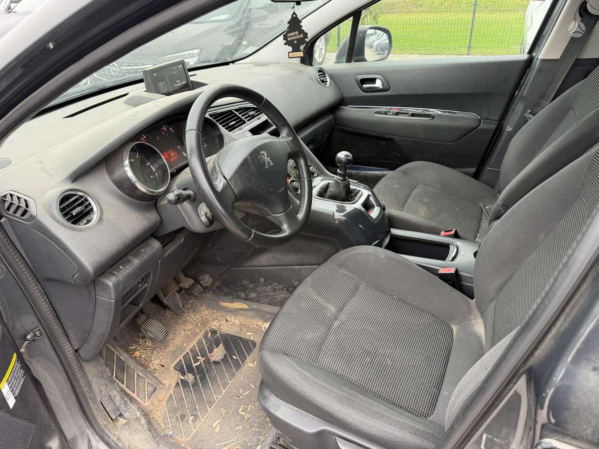 Peugeot 5008 2015 — photo 5