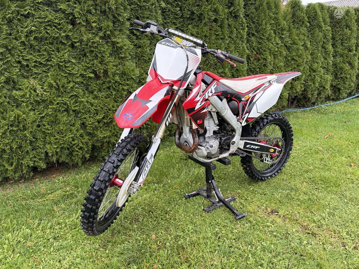 Honda CRF 2012 — двигун 450 cm³