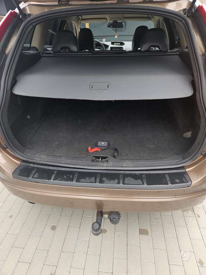 Volvo XC60 2009 — photo 11