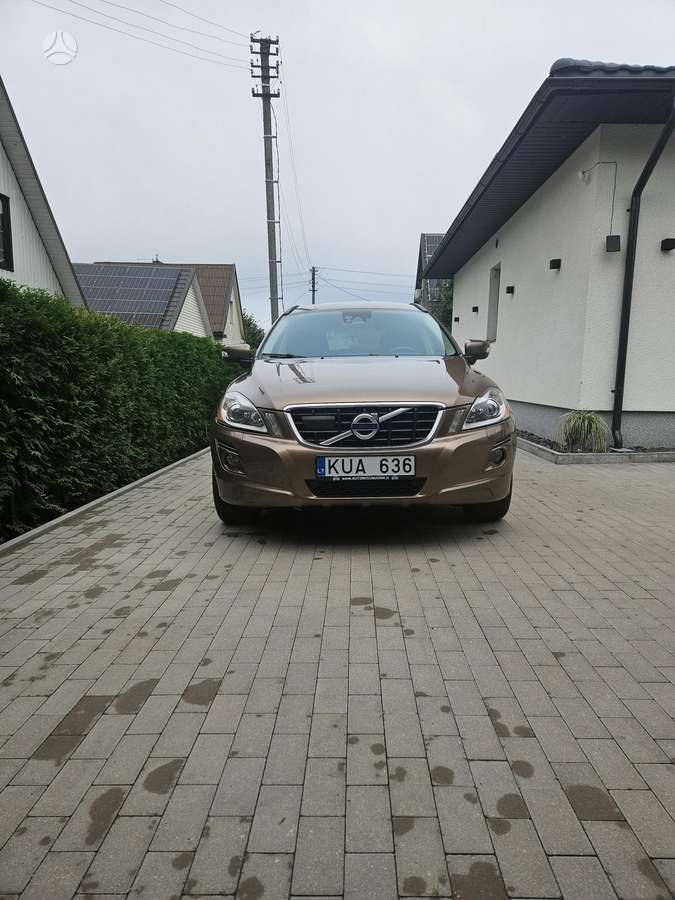 Volvo XC60 2009 — rear view