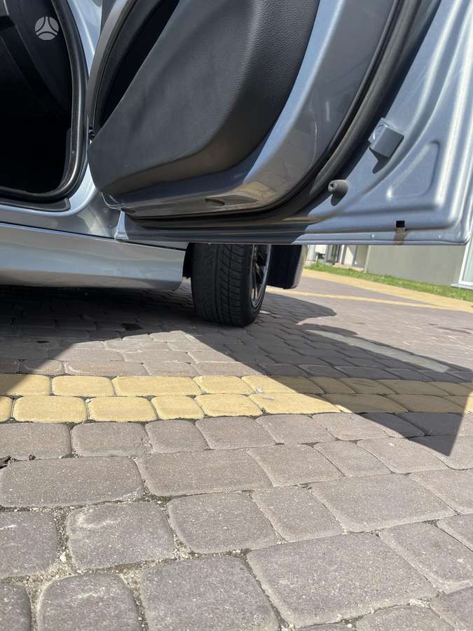 BMW 320 2006 — photo 15