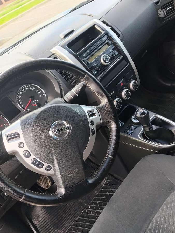 Nissan X-Trail 2011 — фото 13