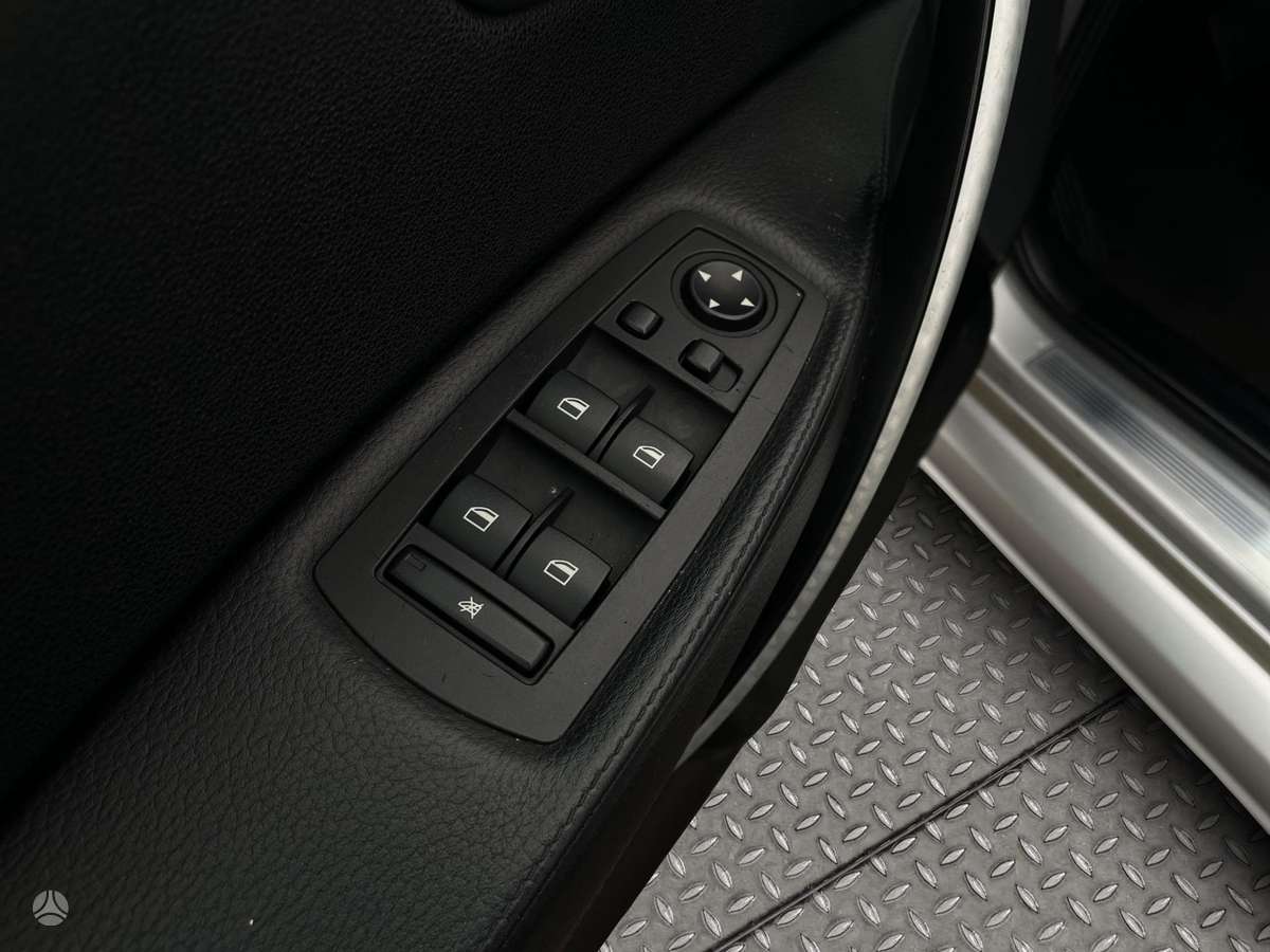 BMW X3 2005 — photo 13