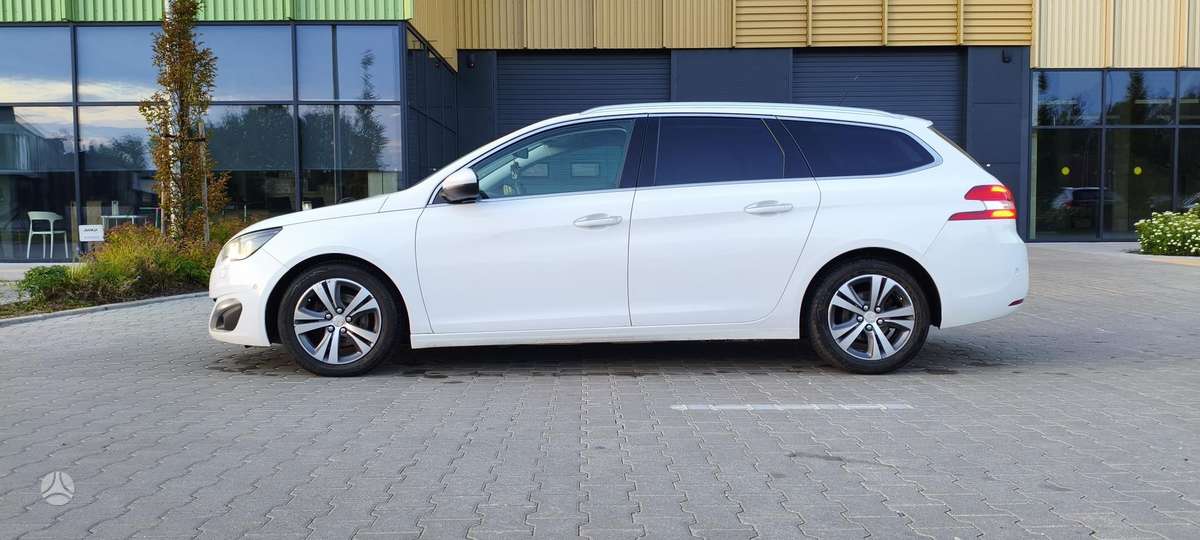 Peugeot 308 2015 — photo 12