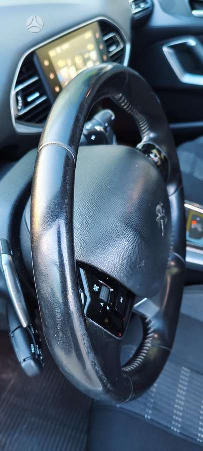 Peugeot 308 2015 — photo 38