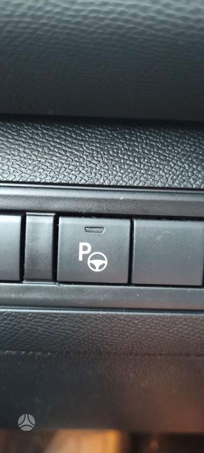 Peugeot 308 2015 — photo 41