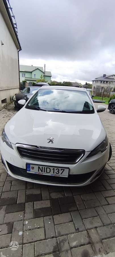 Peugeot 308 2015 — photo 9