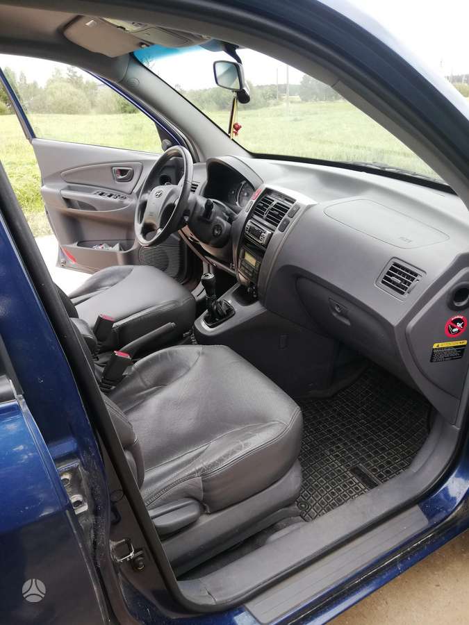 Hyundai Tucson 2004 — photo 6