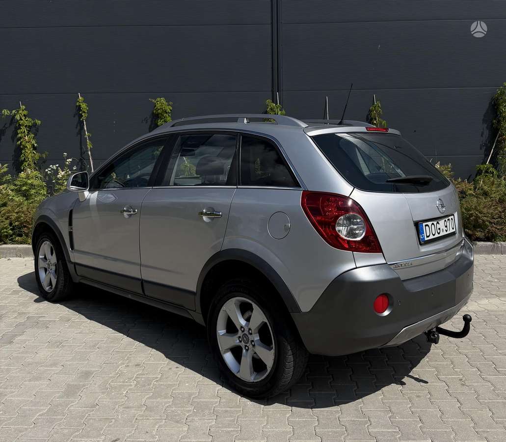 Opel Antara 2008 — салон