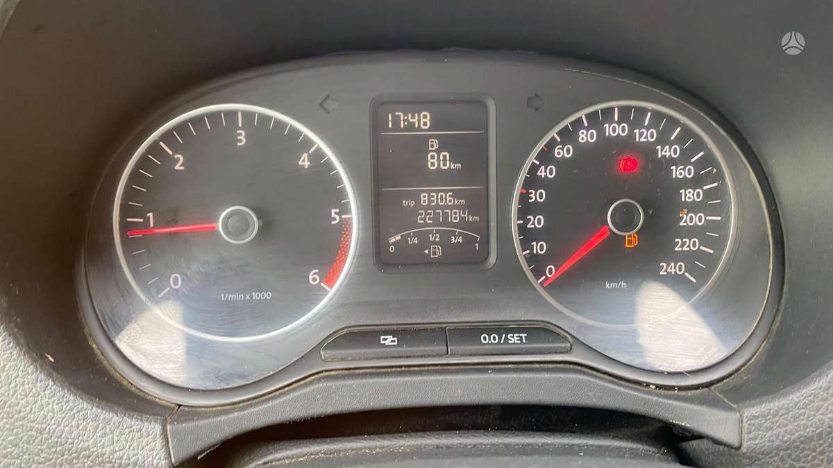 Volkswagen Amarok 2011 — photo 11