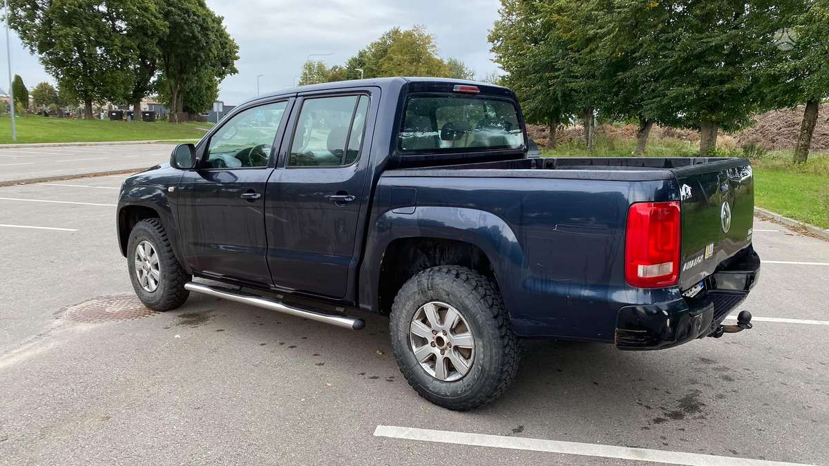 Volkswagen Amarok 2011 — photo 7