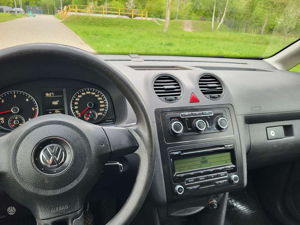 Volkswagen Caddy 2011 — photo 10
