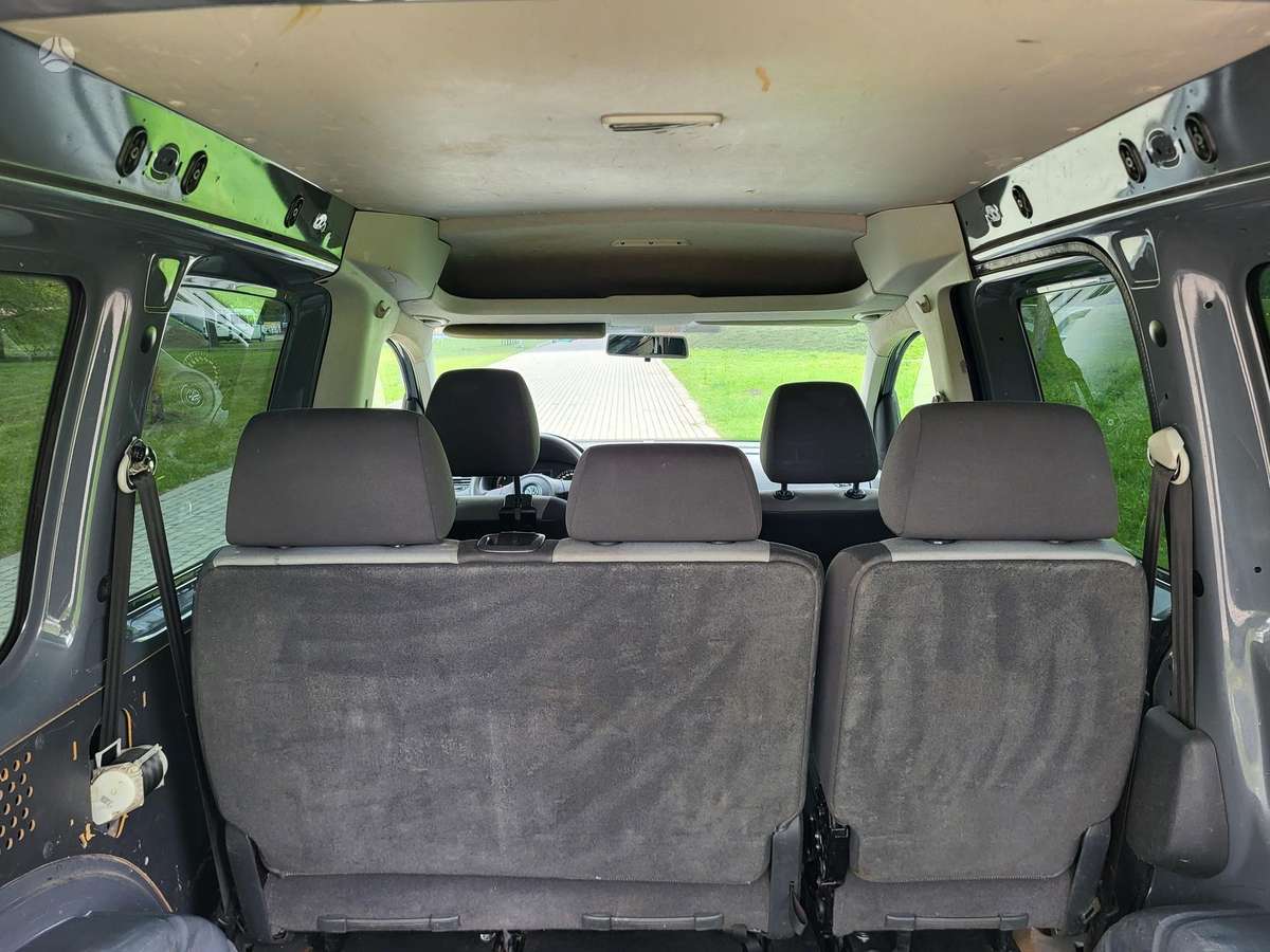 Volkswagen Caddy 2011 — photo 21