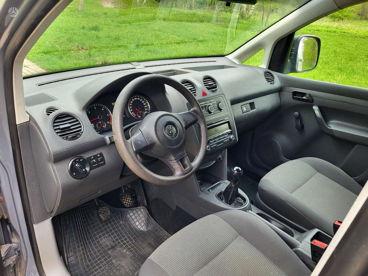 Volkswagen Caddy 2011 — photo 23