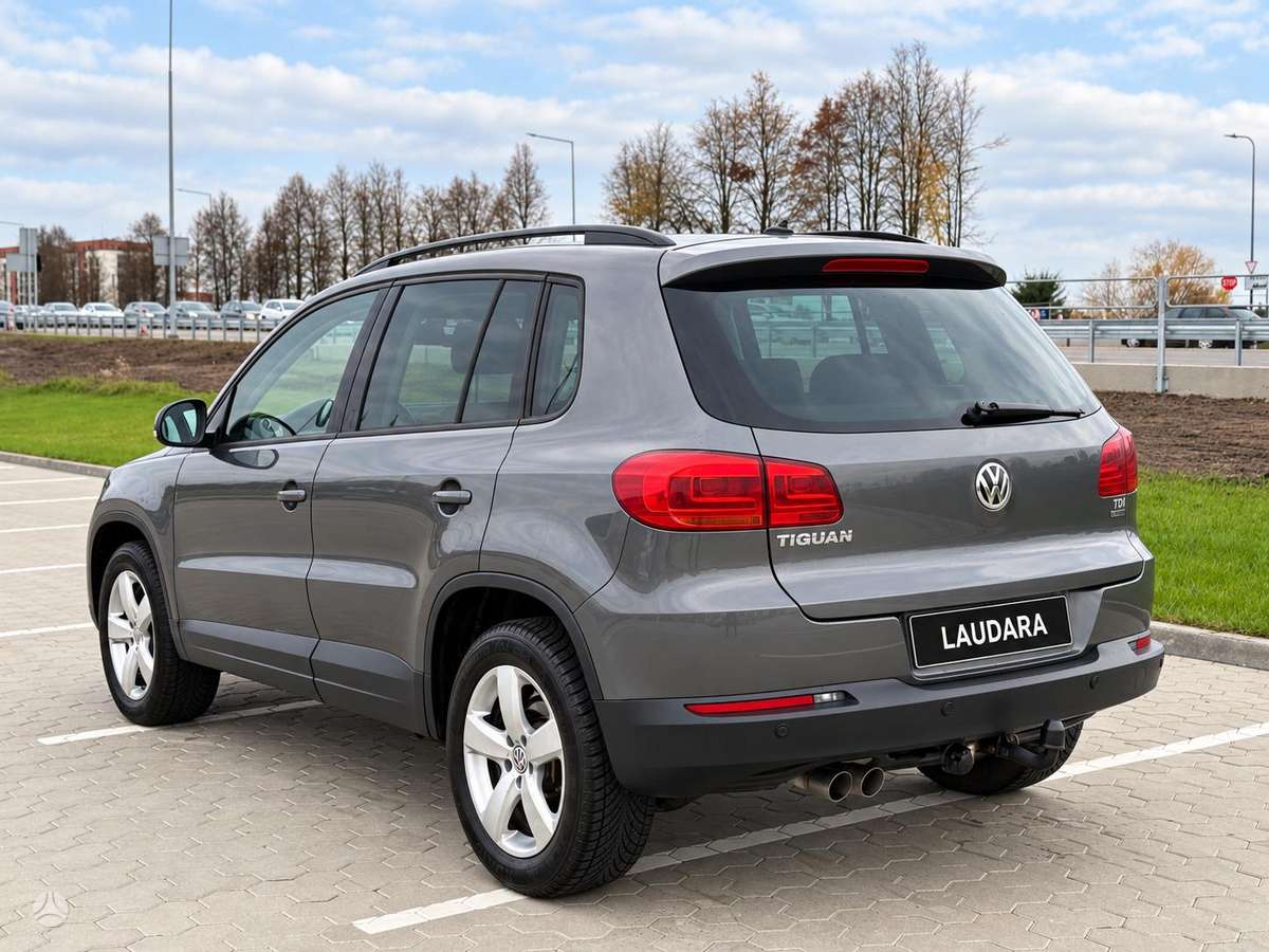 Volkswagen Tiguan 2013 — салон