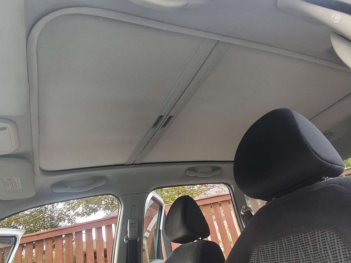 Citroen C3 2011 — photo 11