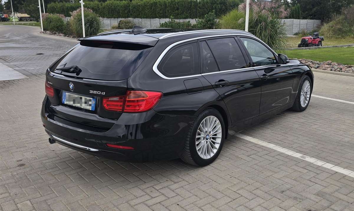 BMW 320 2013 — двигун 1995 cm³, 184 HP (135kW)