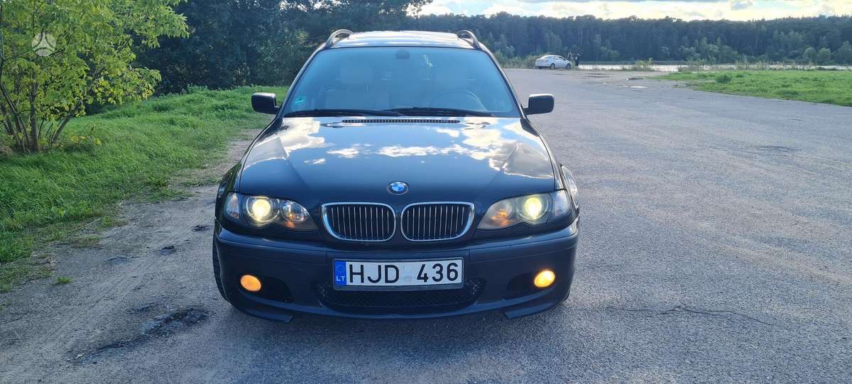 BMW 330, 2005