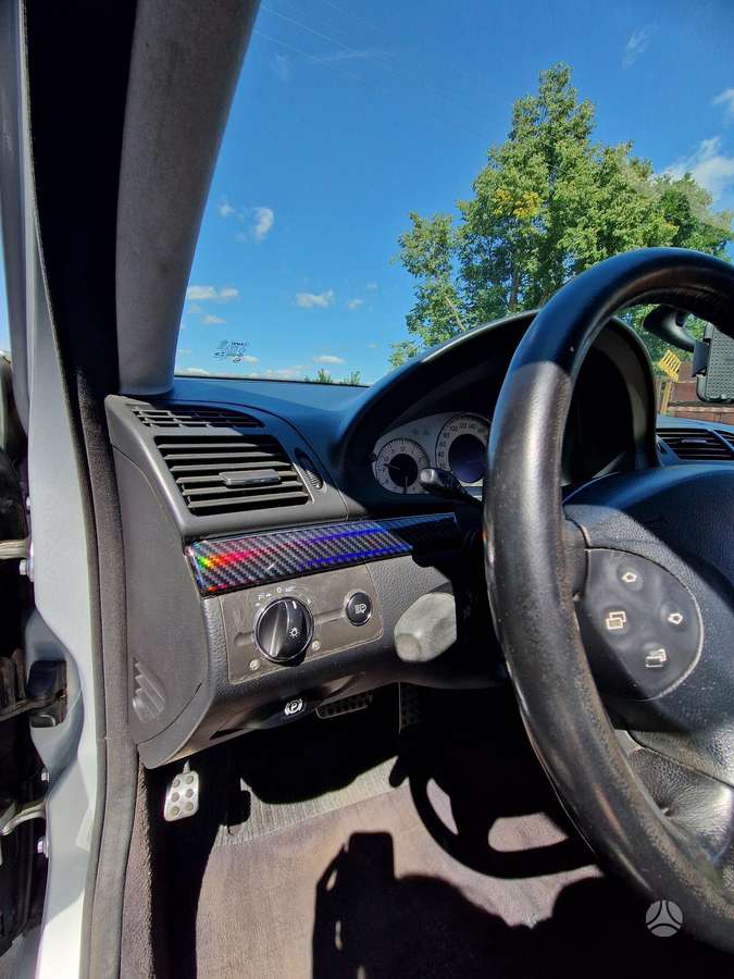 Mercedes-Benz E320 2006 — photo 49