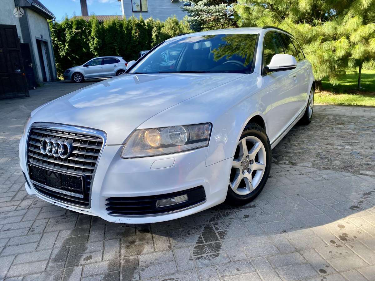 Audi A6 2009 — вигляд ззаду