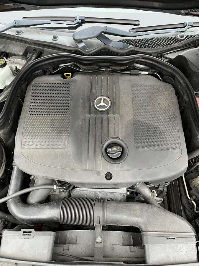 Mercedes-Benz E250 2015 — photo 10