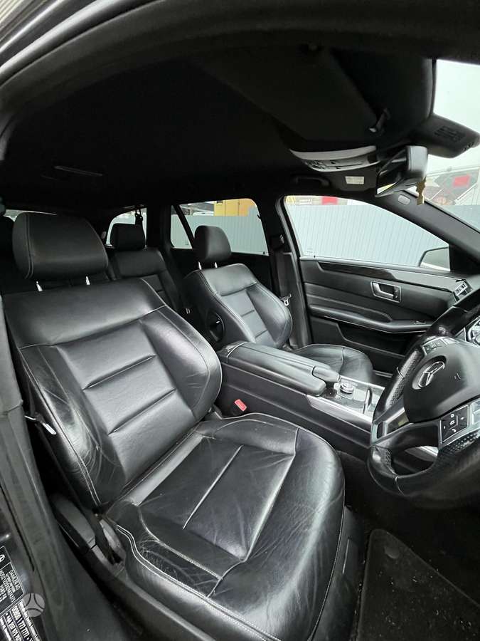 Mercedes-Benz E250 2015 — photo 15