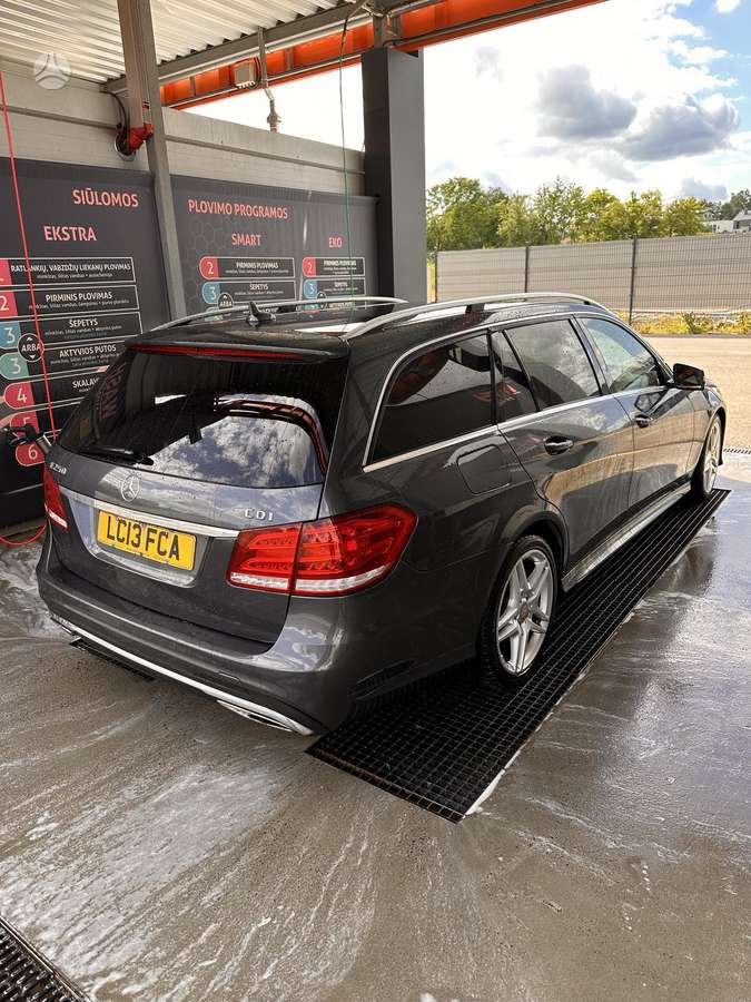 Mercedes-Benz E250 2015 — engine