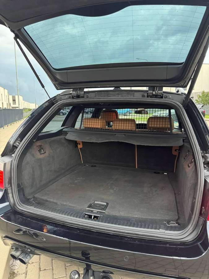 BMW 523 2010 — photo 15