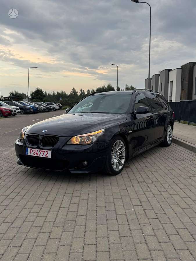 BMW 523 2010 — photo 5