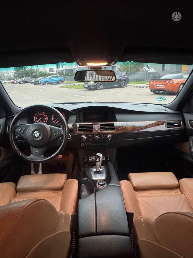 BMW 523 2010 — photo 7