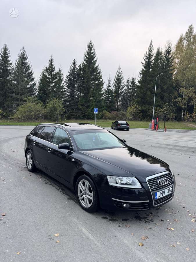 Audi A6 2006 — салон