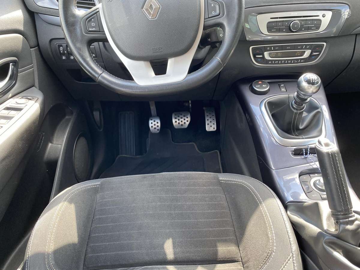 Renault Scenic 2014 — фото 12