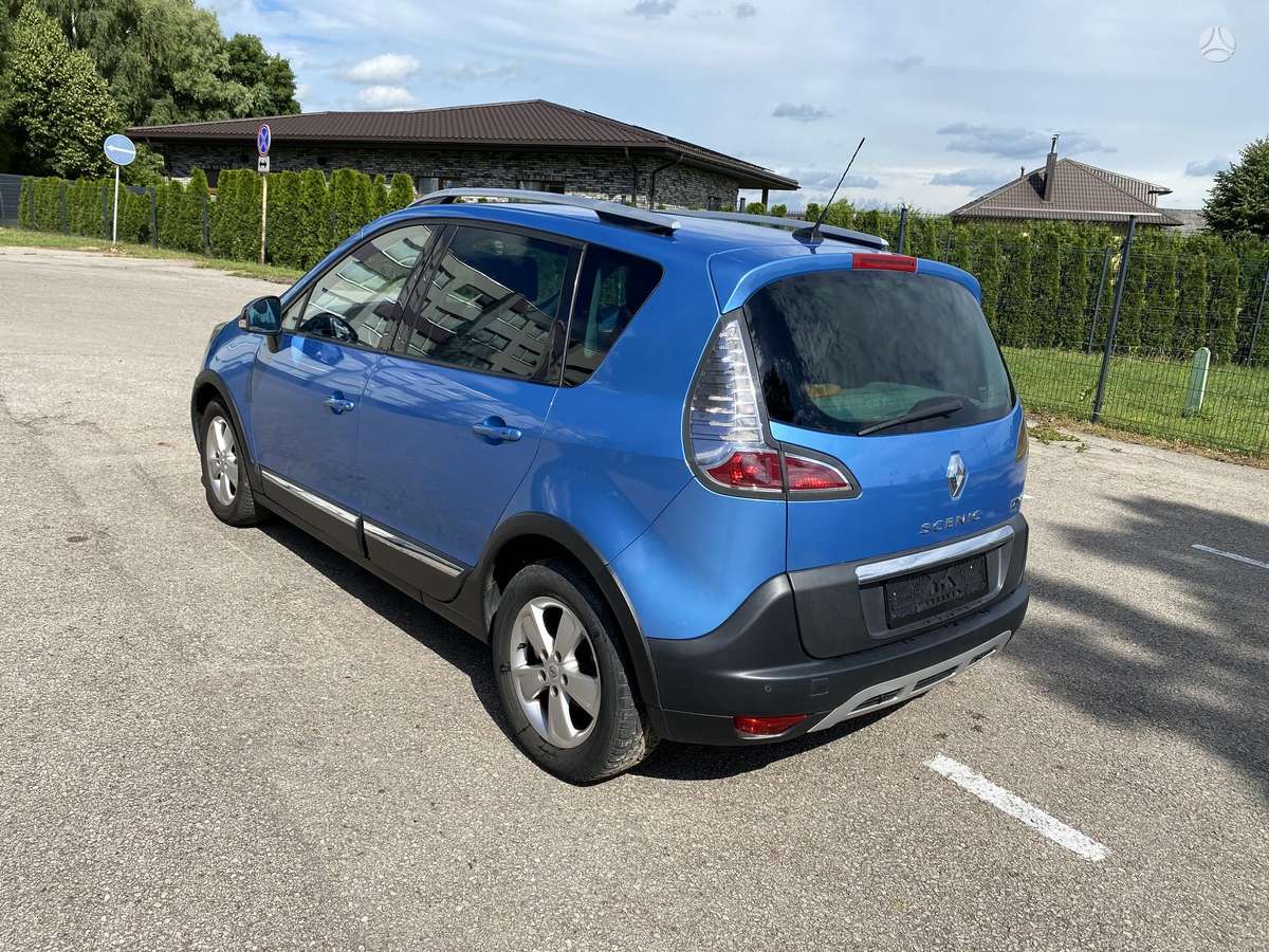 Renault Scenic 2014 — салон