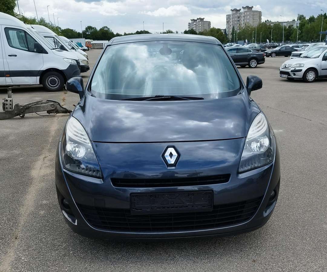 Renault Grand 2011 — rear view