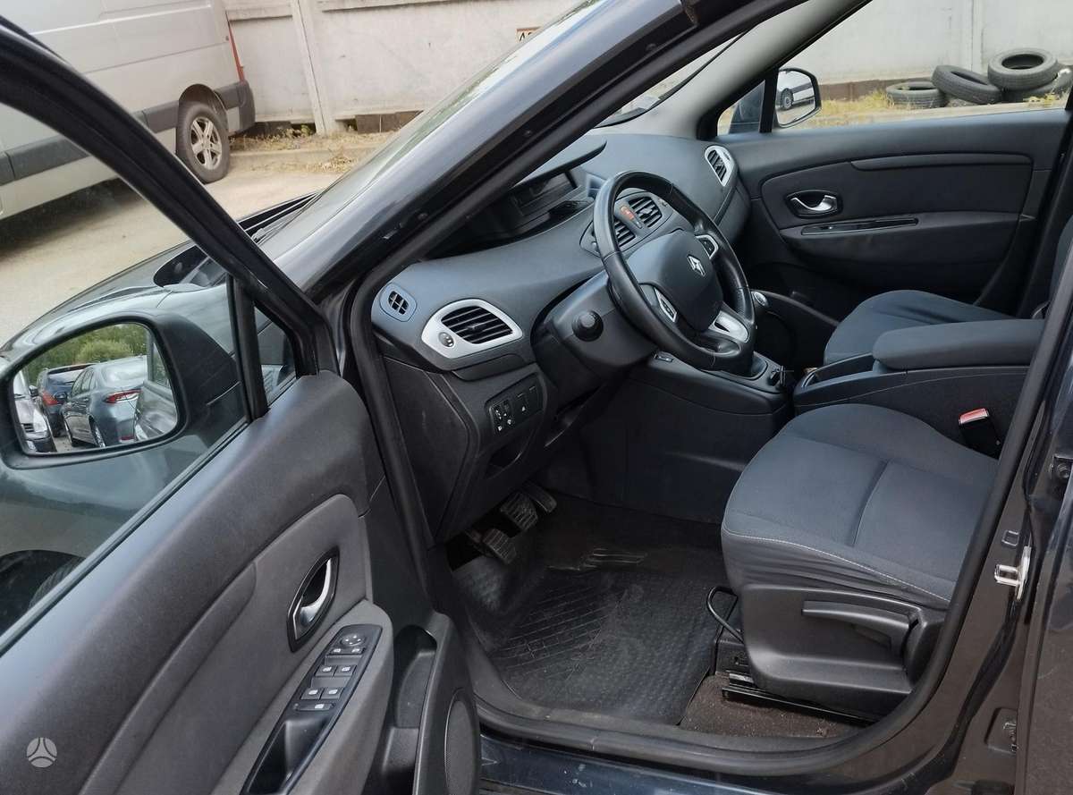 Renault Grand 2011 — photo 6