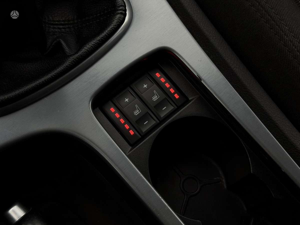 Ford Mondeo 2013 — photo 25