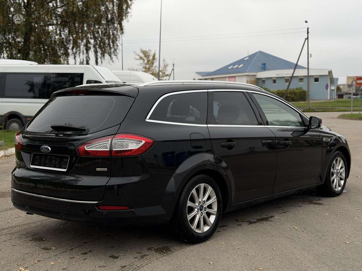 Ford Mondeo 2013 — photo 7