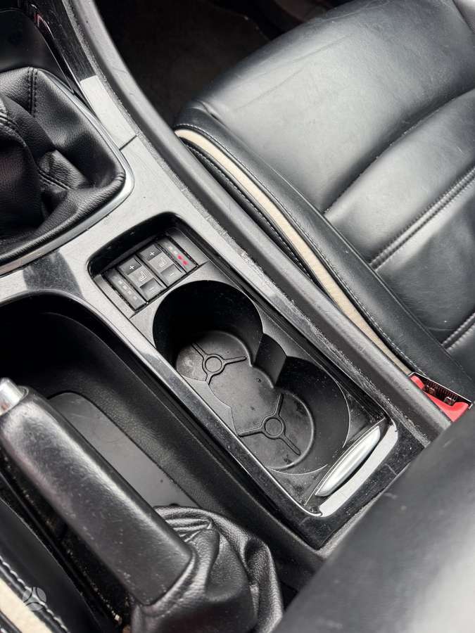Ford Mondeo 2013 — photo 12