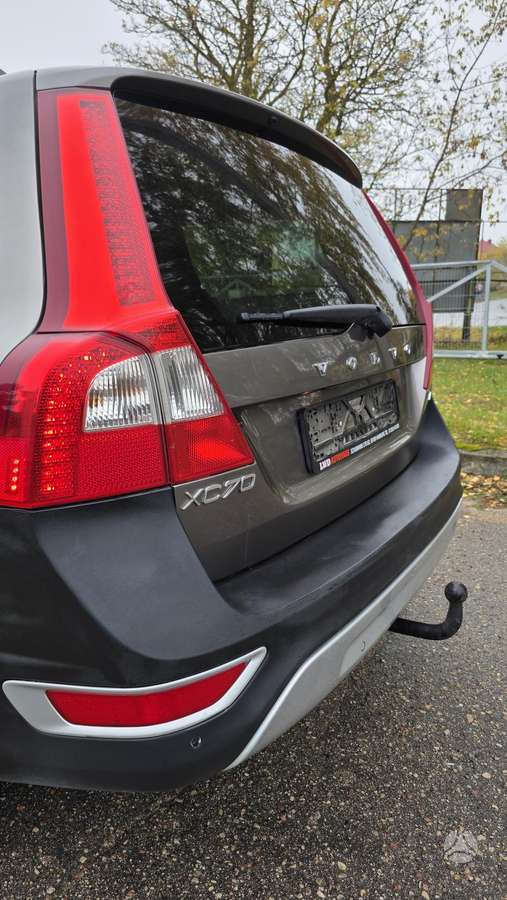 Volvo XC60 2007 — photo 18