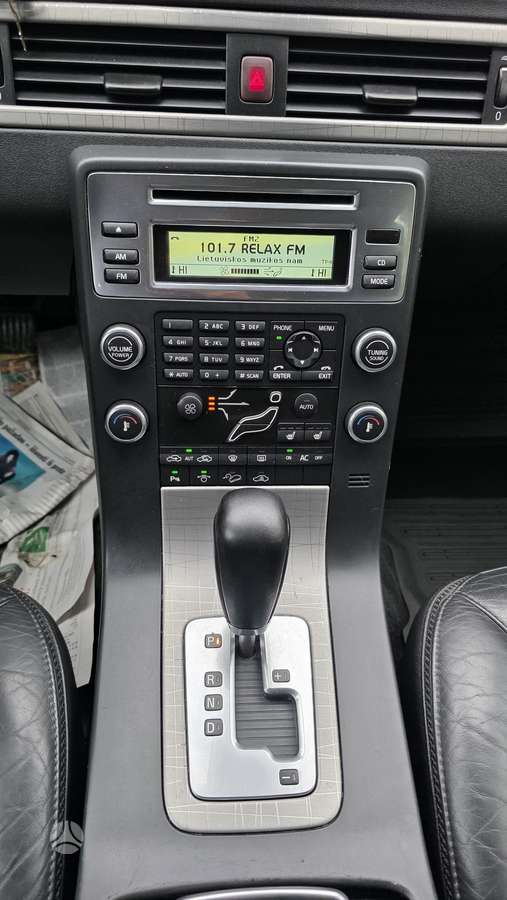 Volvo XC60 2007 — photo 21